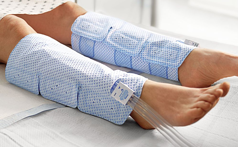 Kendall SCD Vascular Compression Comfort Sleeve, Knee Length